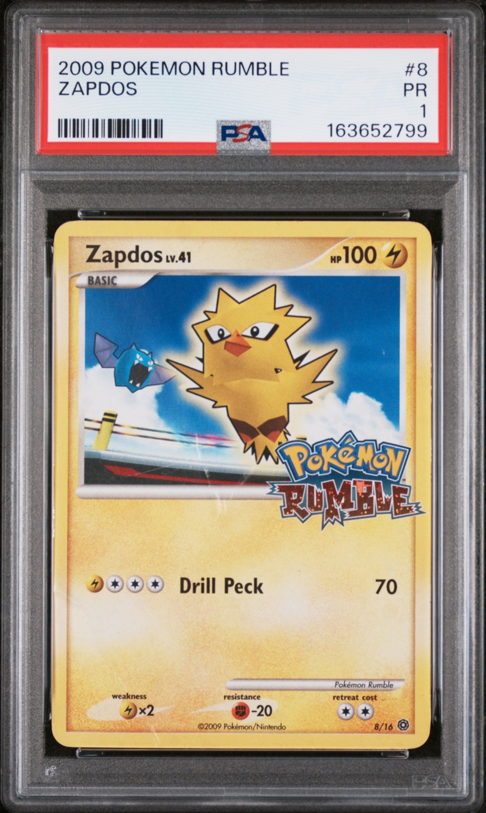 2009 Pokemon Rumble Zapdos 8