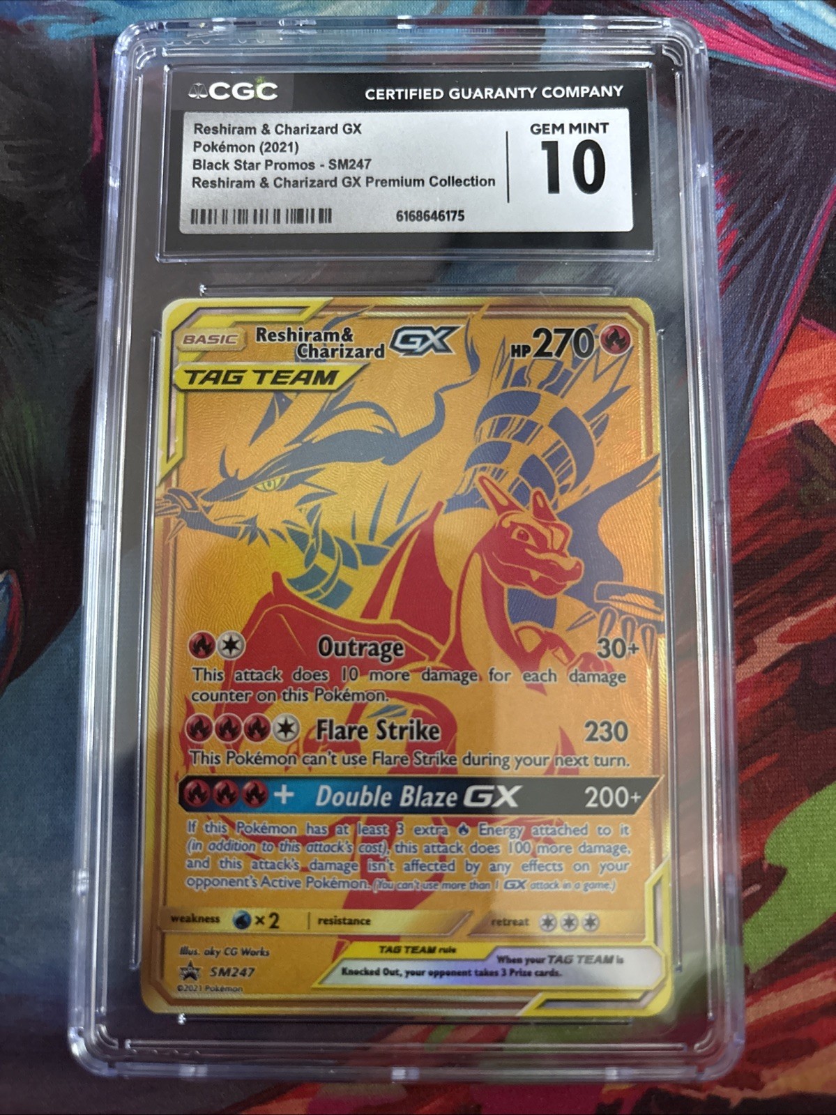 2021 Black Star Promos - Sun & Moon - English Reshiram & Charizard GX Reshiram & Charizard GX Premium Collection (Holo) SM247