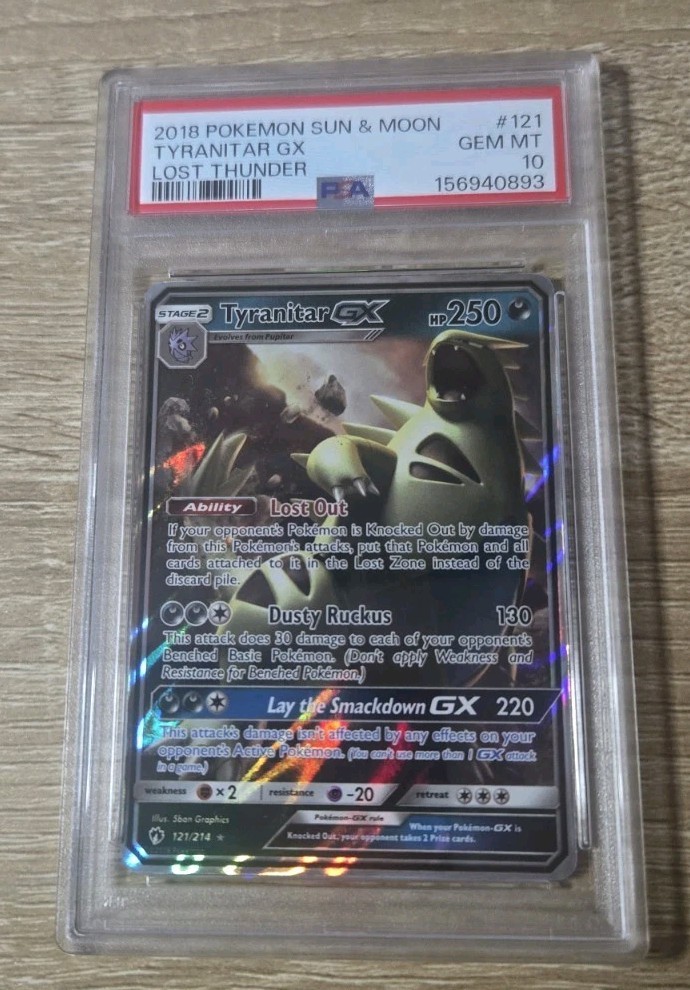 2018 Pokemon Sun & Moon Lost Thunder Tyranitar GX 121