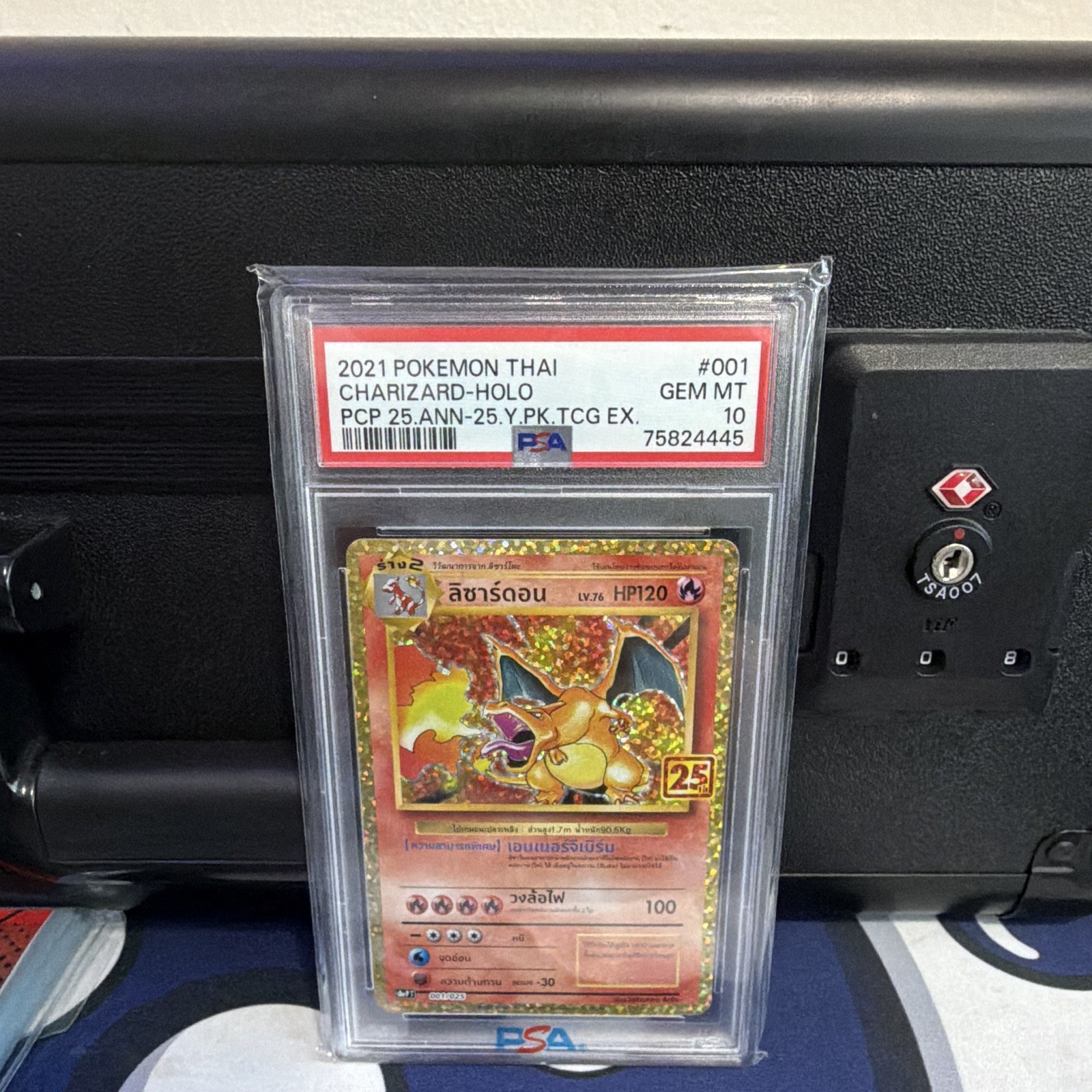 2021 Pokemon Thai Promo Card Pack 25th Anniversary Charizard-Holo 25th Year Pokemon TCG Exhibition 001