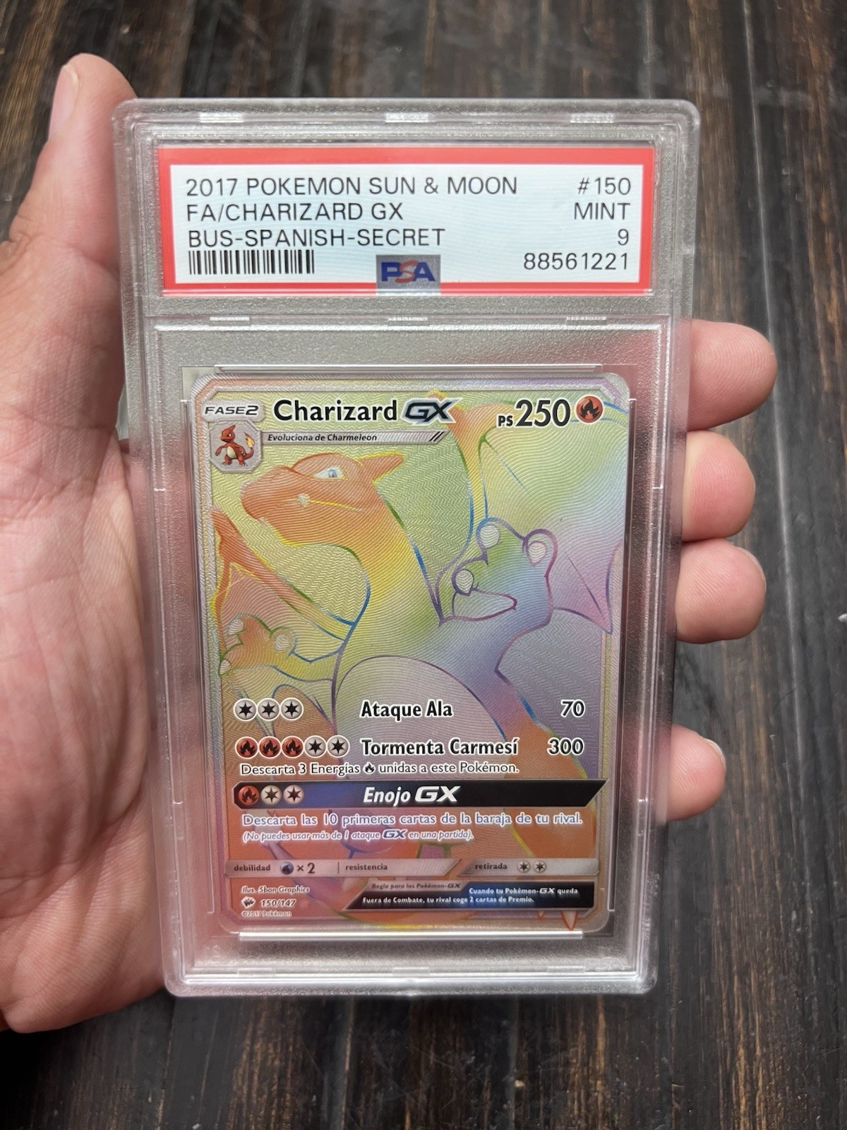 2017 Pokemon Sun & Moon Burning Shadows Full Art/Charizard GX Spanish-Secret 150