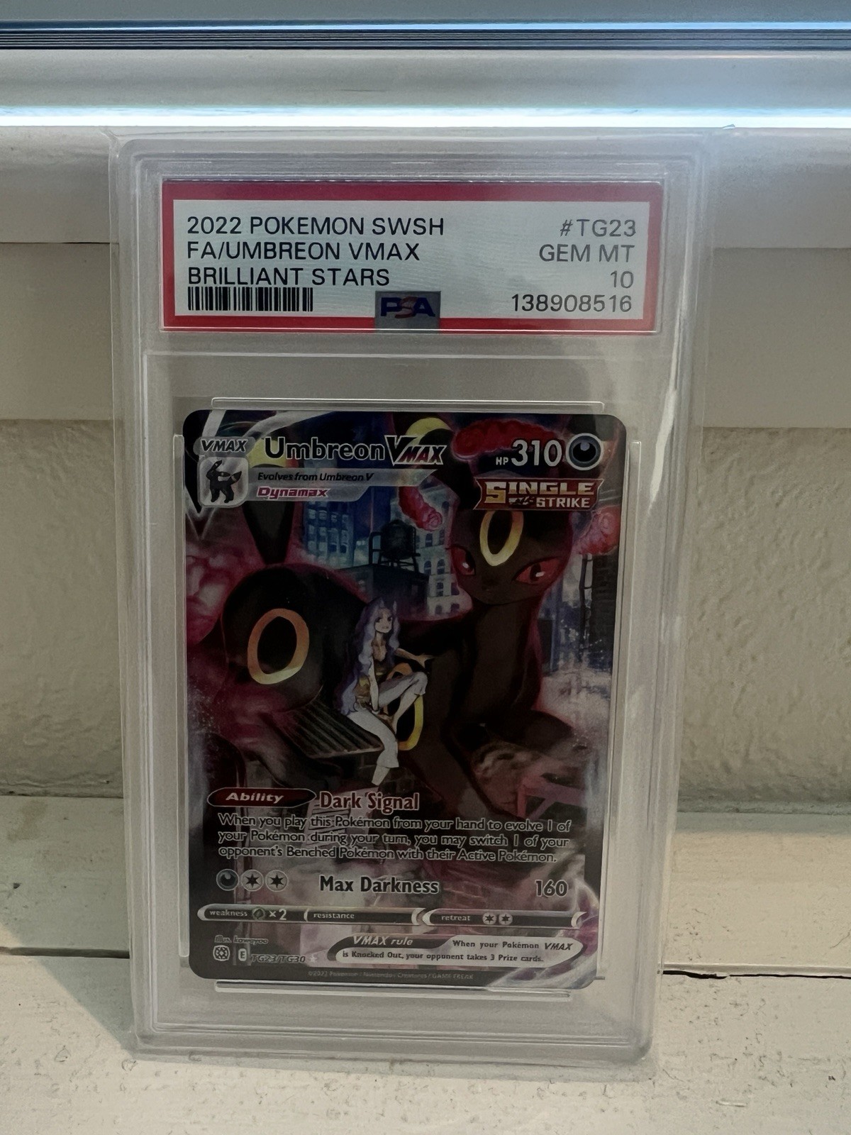 2022 Pokemon Sword & Shield Brilliant Stars Full Art/Umbreon Vmax TG23