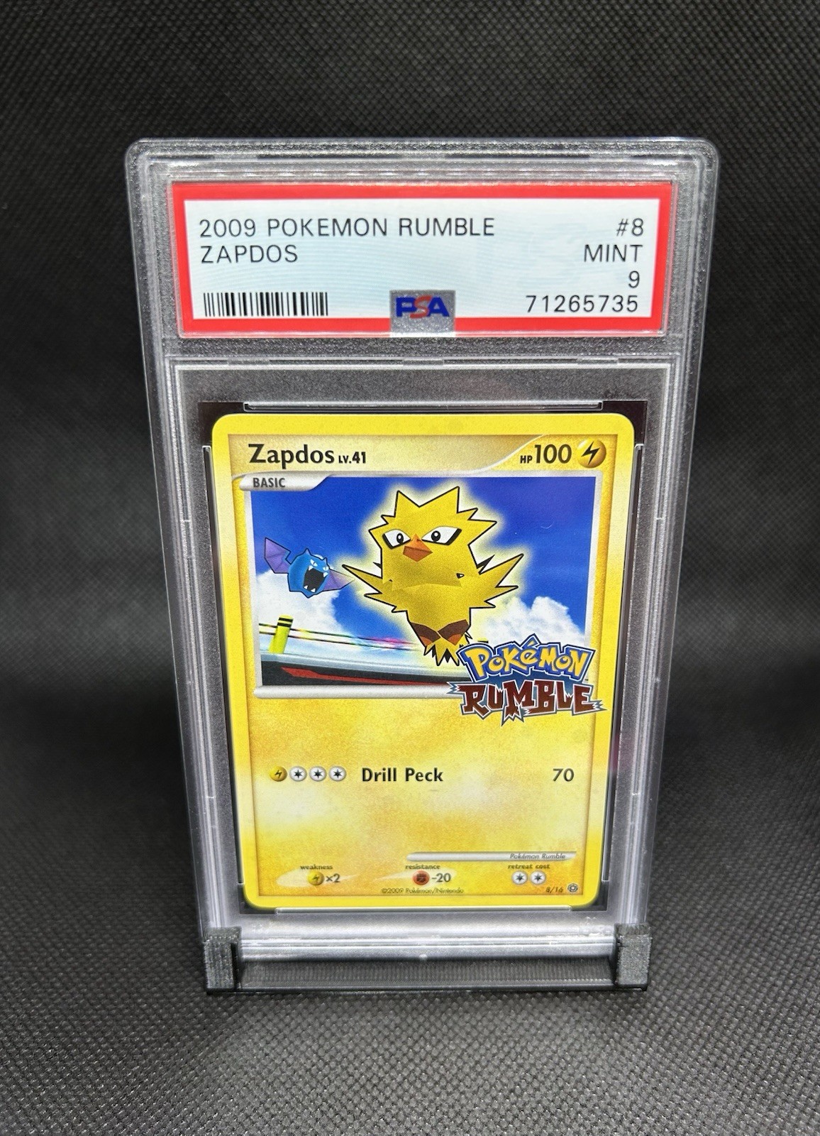 2009 Pokemon Rumble Zapdos 8
