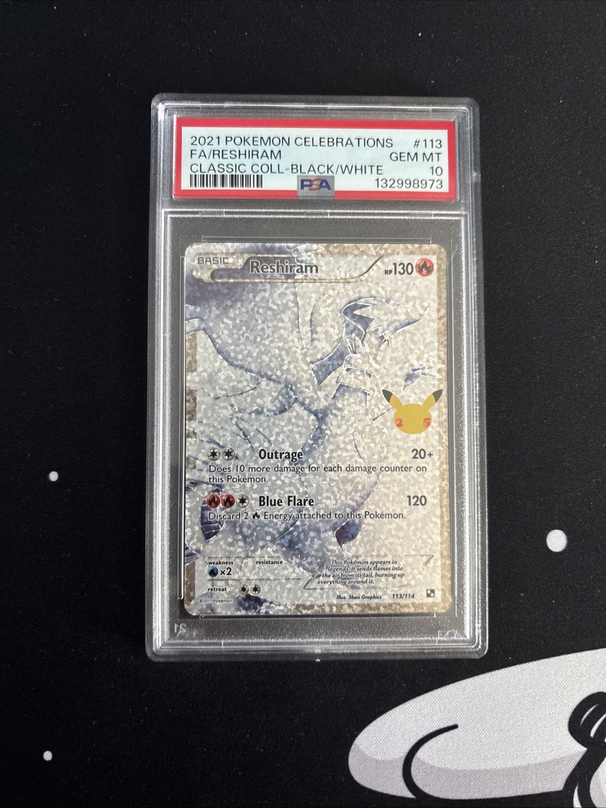 2021 Pokemon Celebrations Classic Collection Full Art/Reshiram 113