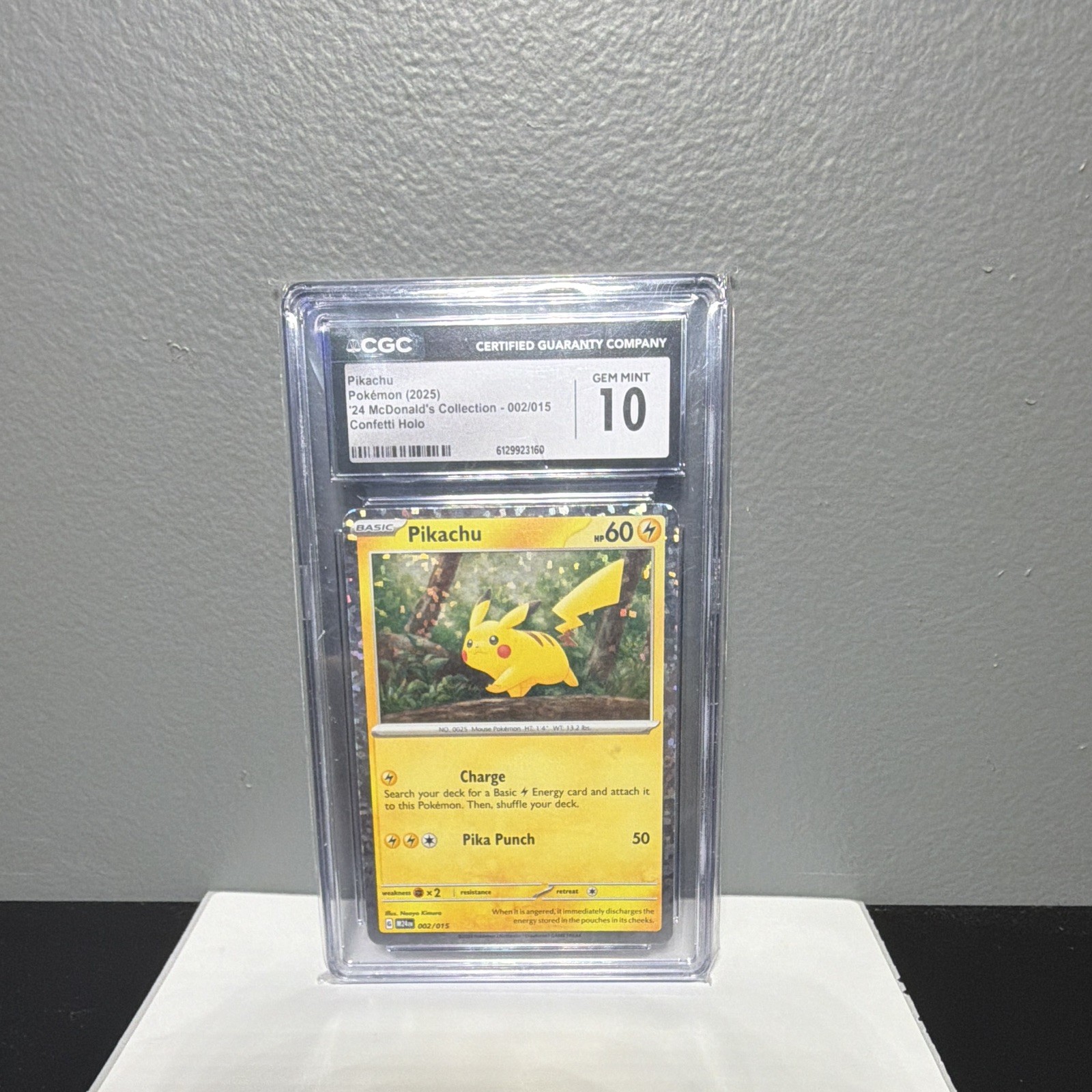 2025 McDonald's Collection - M24 EN - English Pikachu Confetti Holo 002/015
