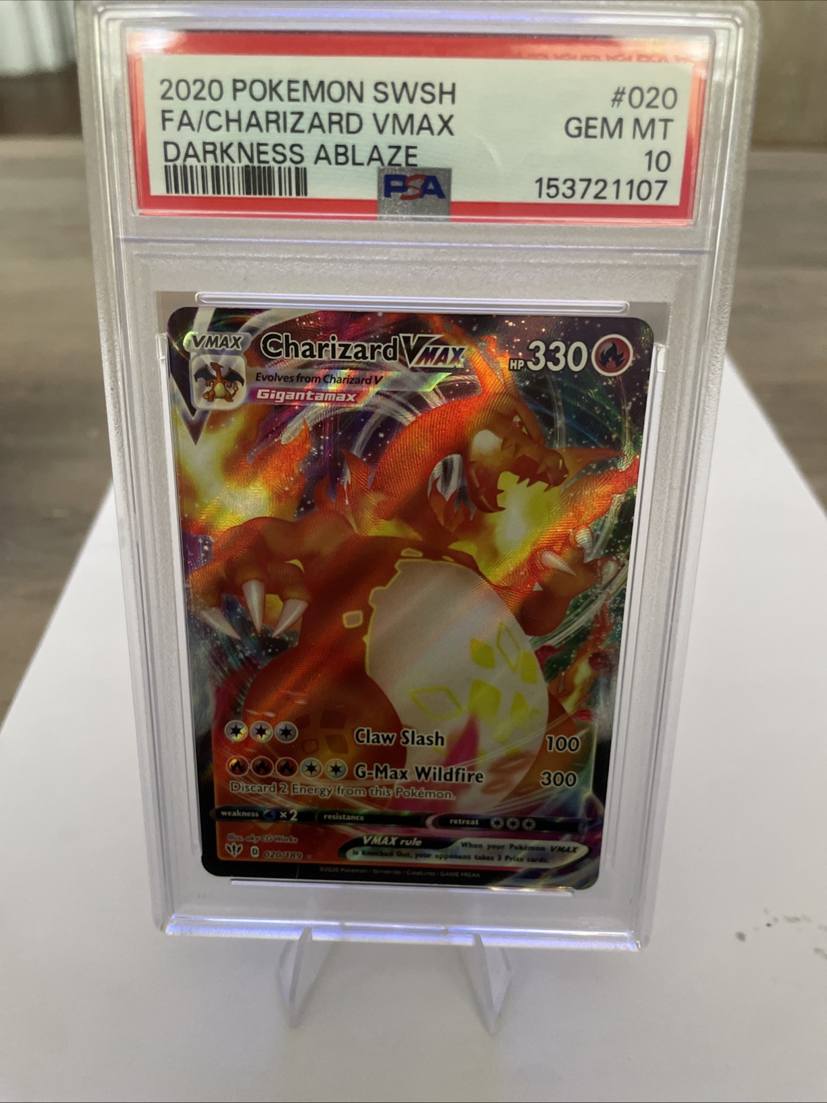 2020 Pokemon Sword & Shield Darkness Ablaze Full Art/Charizard Vmax 020