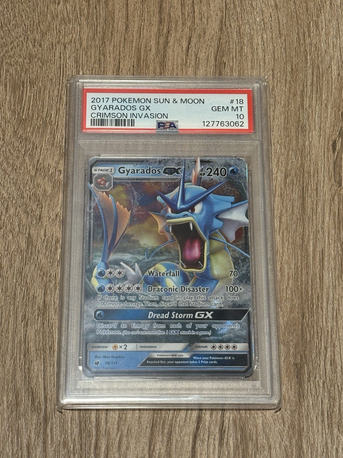 2017 Pokemon Sun & Moon Crimson Invasion Gyarados GX 18