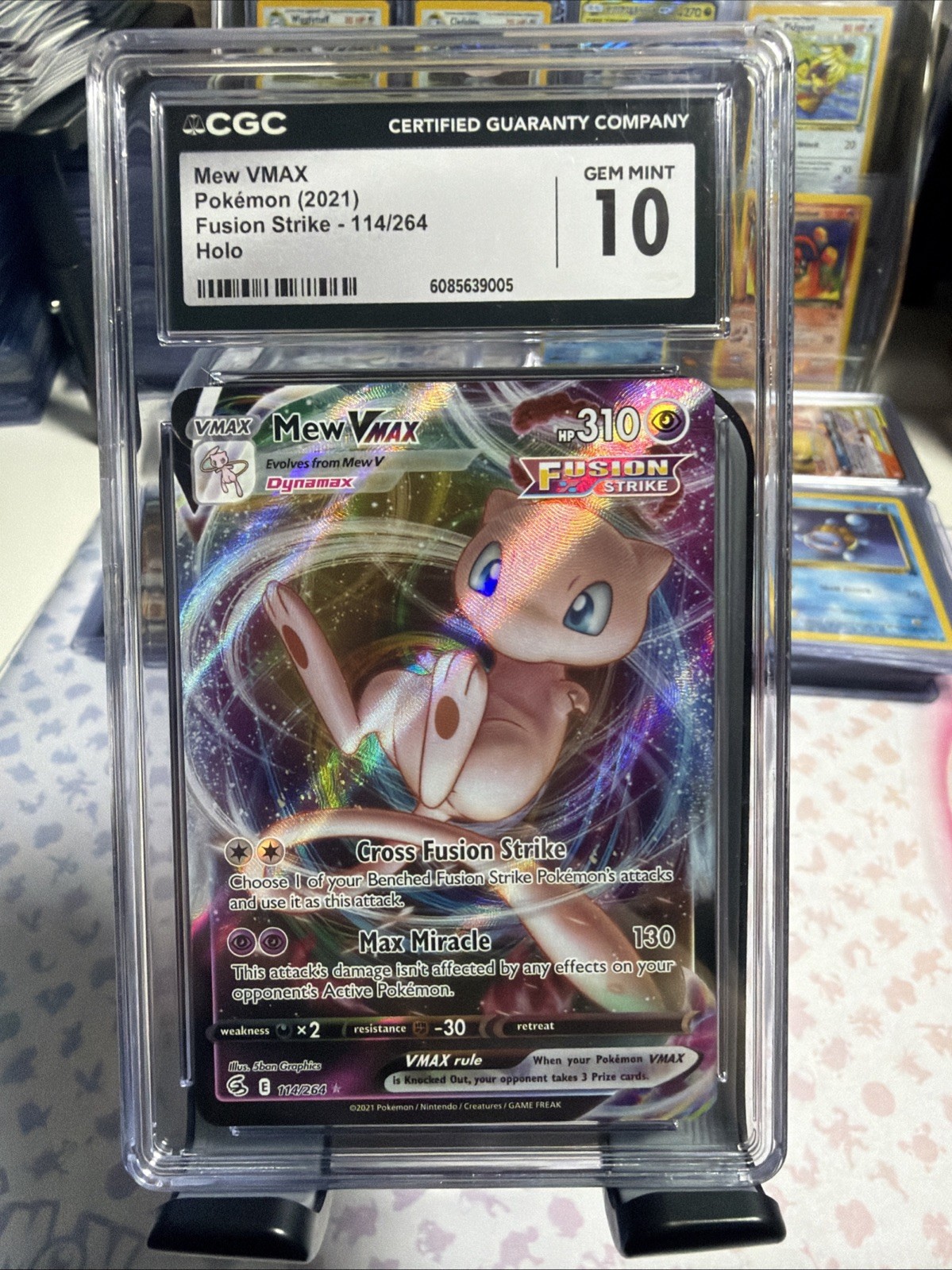2021 Fusion Strike - English Mew VMAX Holo 114/264