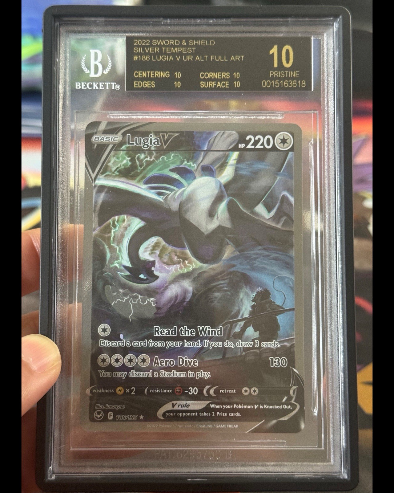 2022 Pokemon TCG Sword & Shield Silver Tempest Lugia V ALT ART UR 186