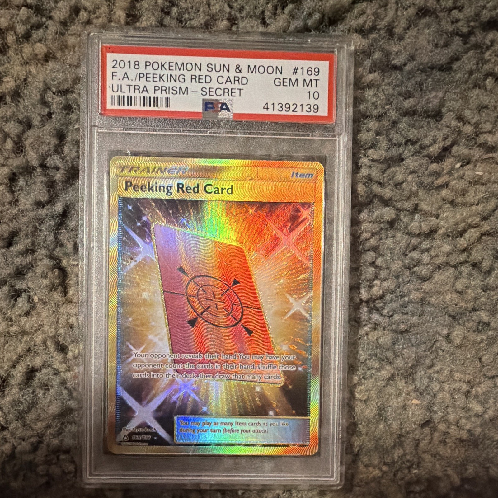 2018 Pokemon Sun & Moon Ultra Prism Full Art/Peeking Red Card Secret 169