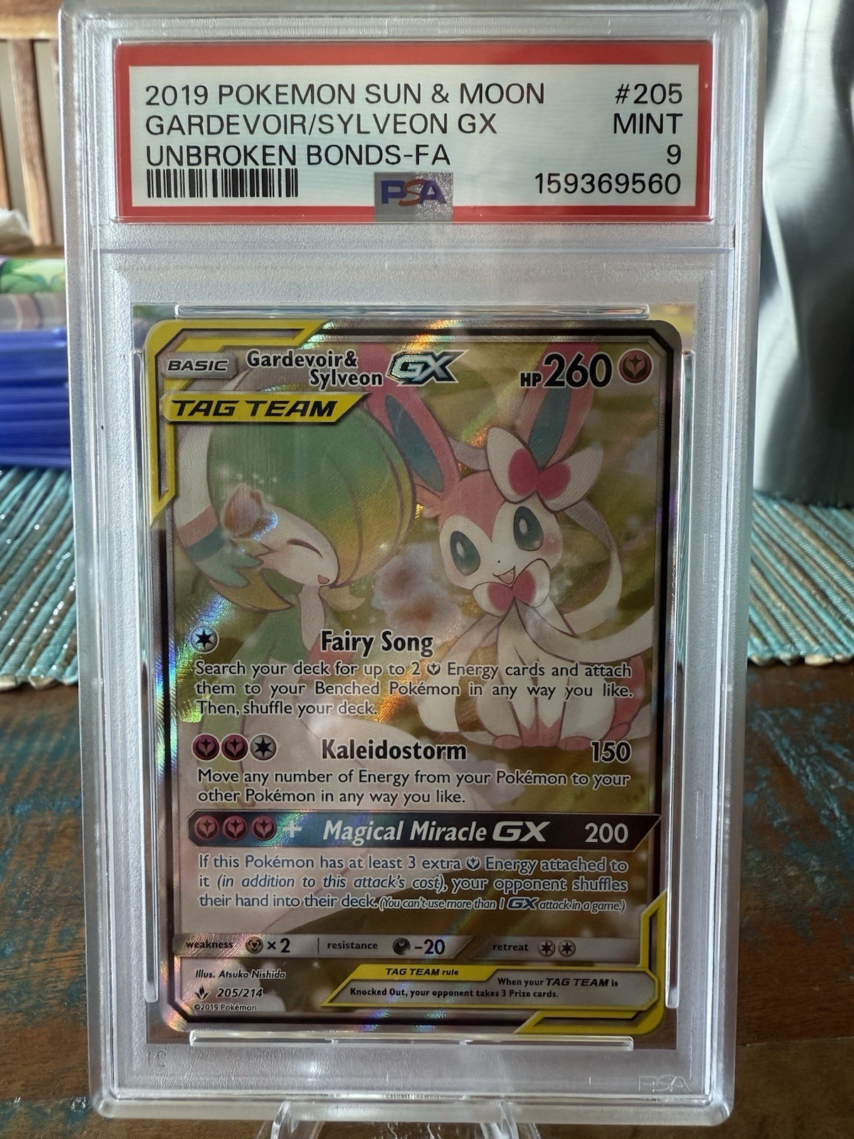 2019 Pokemon Sun & Moon Unbroken Bonds Full Art/Gardevoir & Sylveon GX 205