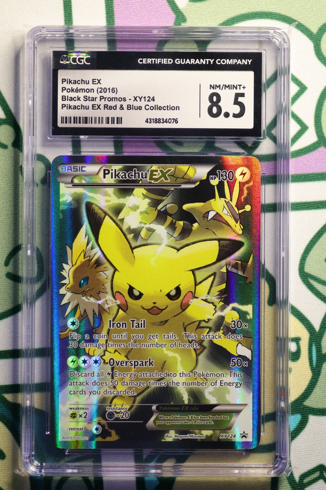 2016 Black Star Promos - XY - English Pikachu EX Pikachu EX Red & Blue Collection (Holo) XY124